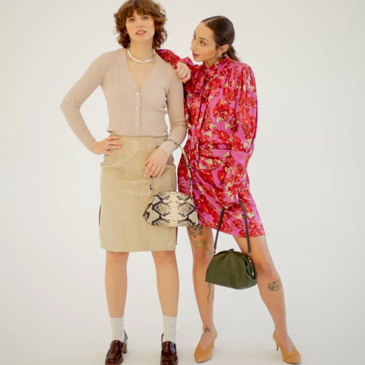 Balagan Hug Bag Torebka L, Zlamana Biel Wzor Pytona